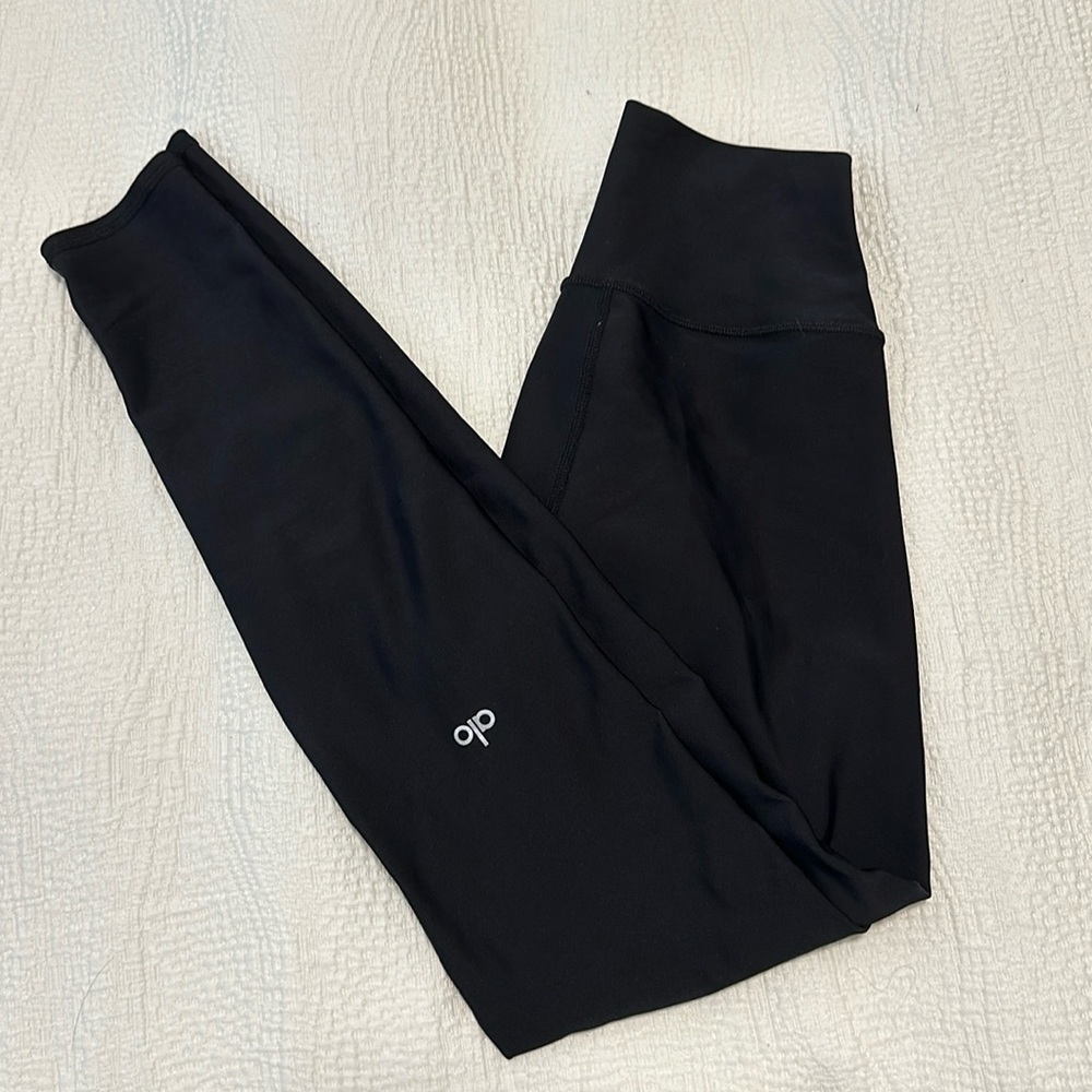 Alo black airlift legging size medium